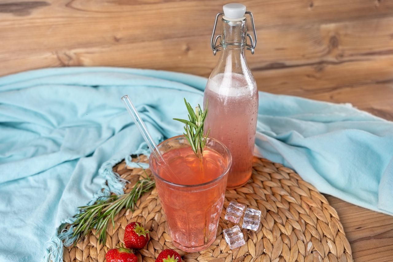 Erdbeer-Limonade – nur 3 Zutaten