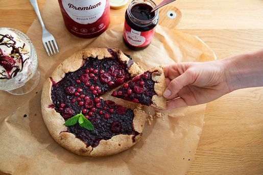 Süße Galette mit Kirschen