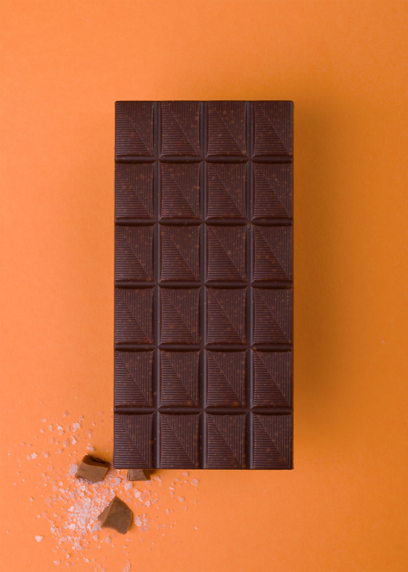 Leckere Schokolade ohne Zuckerzusatz mit Salz-Xaramell Geschmack