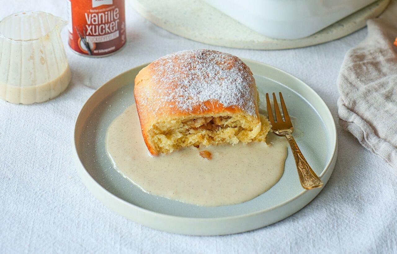 Buchteln mit Apfel-Zimt-Füllung ohne Zuckerzusatz