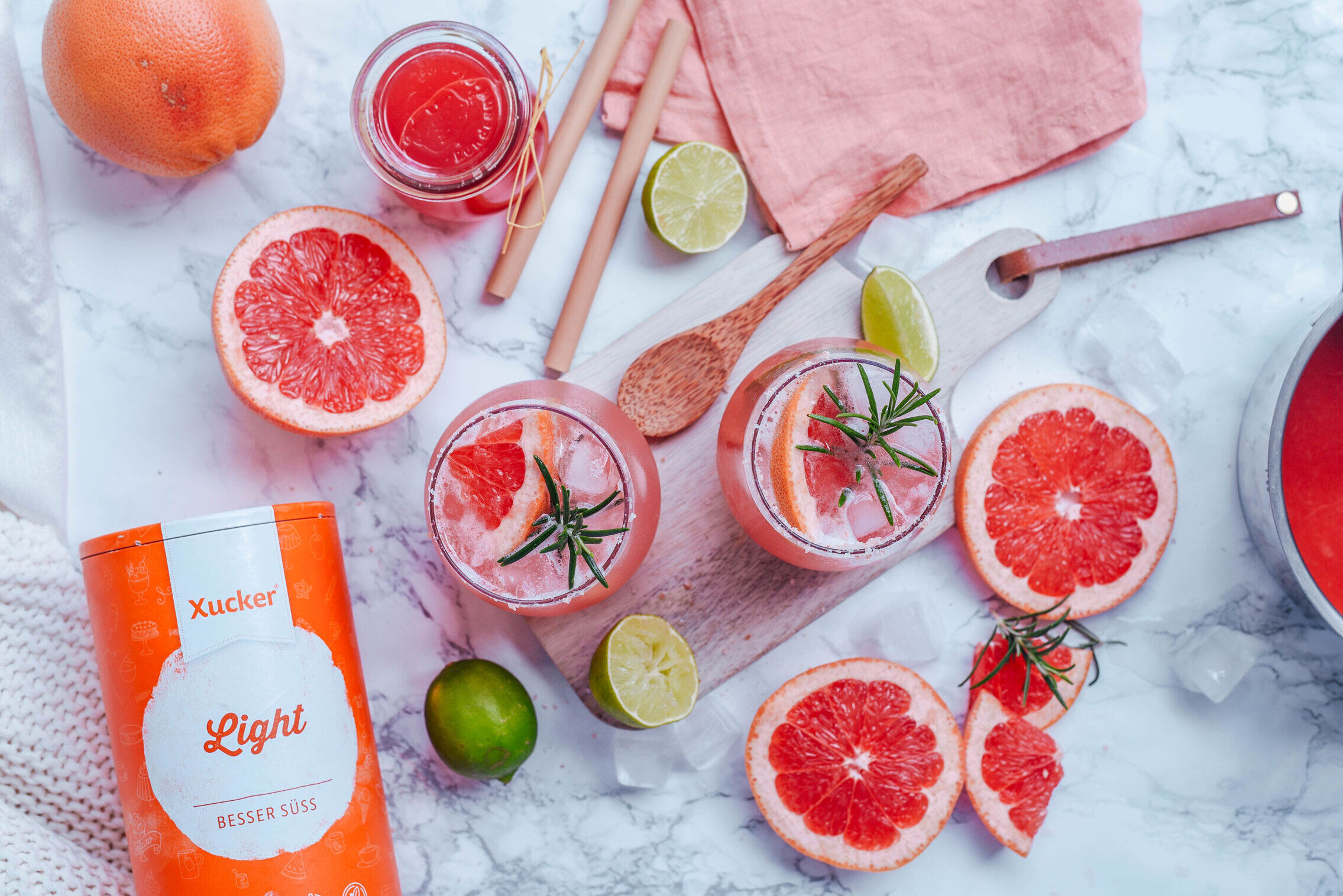 Grapefruit-Rosmarin-Limonade ohne Zuckerzusatz